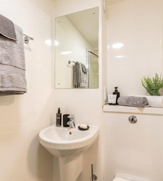 Newton Court Newcastle Ensuite Rooms Newcastle-upon-Tyne Extérieur photo